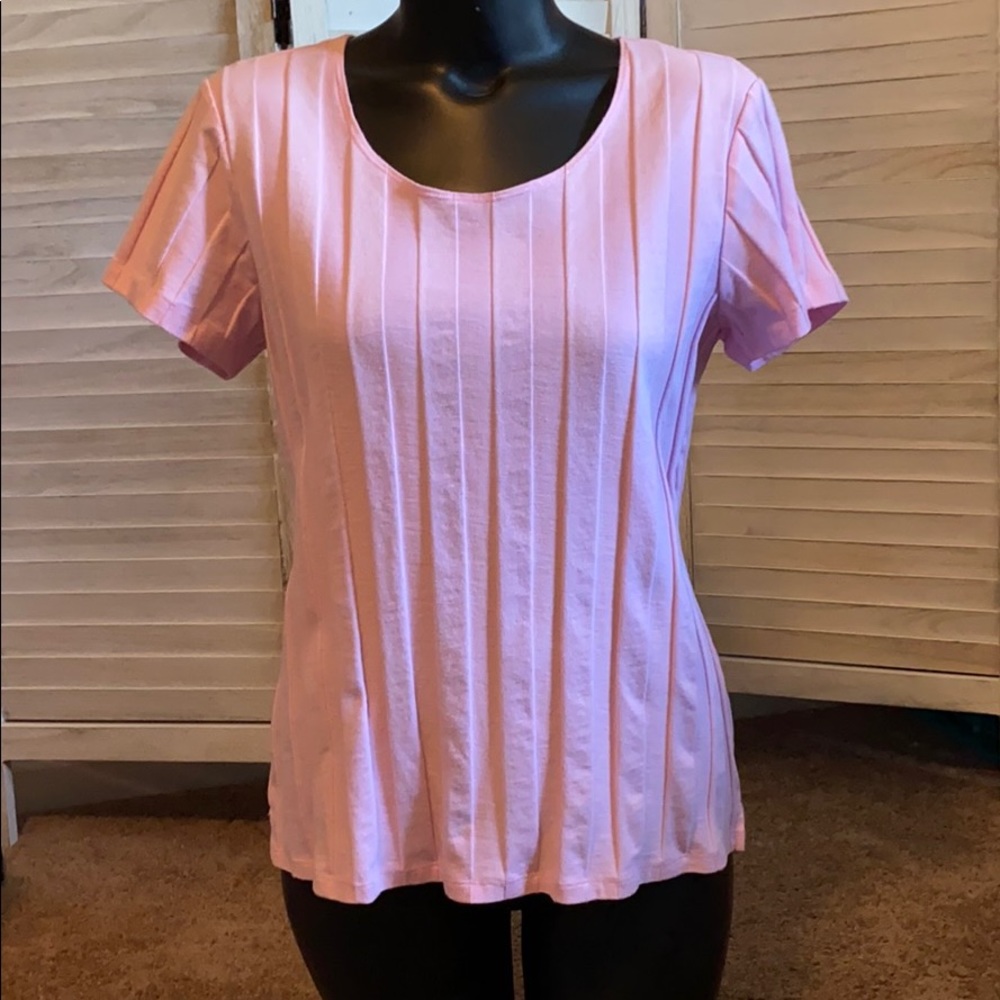 Pink ribbed tee